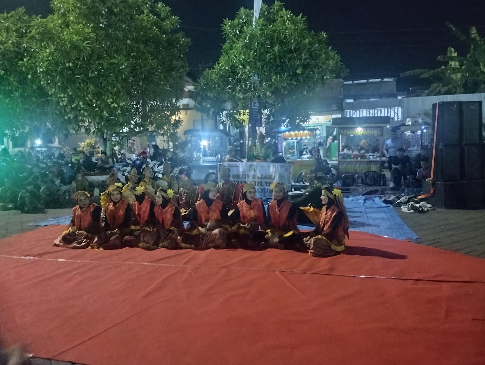 Tampilkan Kesenian Daerah, SMK di Demak turut Meramaikan Acara Tumpeng Songo (doc: hasan)