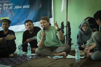 Isbalna ketika mengikuti kegiatan Workshop LPM Missi 2025 (foto: lpmmissi.com/ Danish)